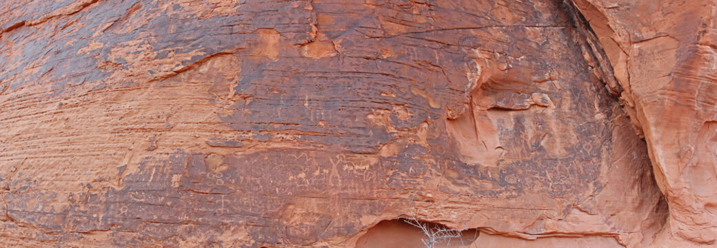 Valley of Fire Petroglyphs Wide Wall ancient native rock drawings pdk