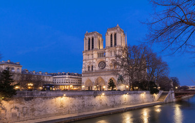 Fototapeta na wymiar The Notre Dame Cathedral in the evening , Paris, France.