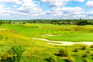 гольф поле