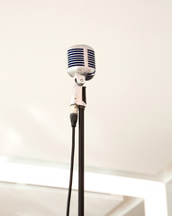 Microphone