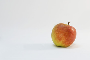 one bio green red apple