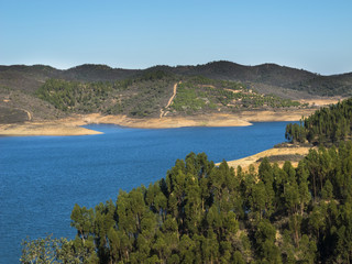 Talsperre Santa Clara