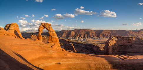 Delicate Arch at sunset, Arches National Park, Utah, USA