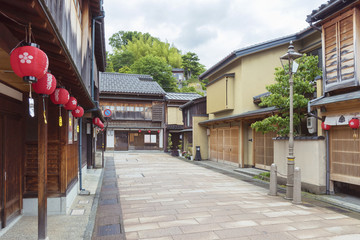 Naklejka premium Historyczna ulica w dzielnicy Higashichaya, Kanazawa, Japonia