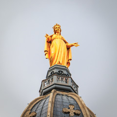 statue of Mary made in 1852 by Joseph-Hugues Fabisch