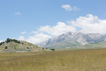 paesaggio gran sasso d'Italia, cima delle veticole 