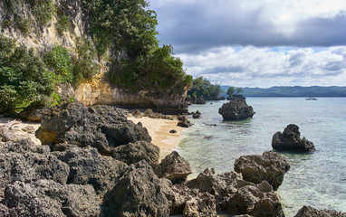 Fototapeta na wymiar White beach rocky view on Boracay, Philippines