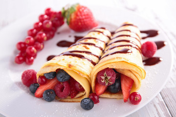 crepe with chocolate and berry