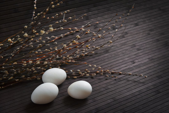 branches with eggs and chicken