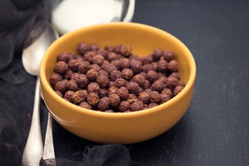 chocolate flakes in bowl 