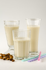 Tiger nut milk. Horchata de chufa.