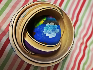 circles wooden striped blue