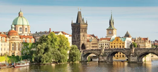 Foto auf Glas Panorama der Moldau und der Karlsbrücke, Prag, Tschechien? © Delphotostock