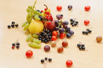 Naklejka na ściany i meble Berries, fruits, vegetables and nuts