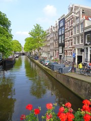 Fototapeta na wymiar Amsterdam, canal et maisons de Bloemgracht dans le quartier du Jordaan (Pays-Bas)