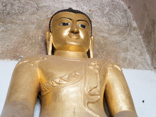 金の仏像