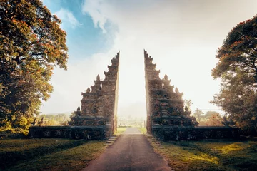 Selbstklebende Fototapete Bali Hindu-Tor in Bali
