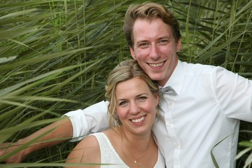 Glückliches Paar frisch verheiratet