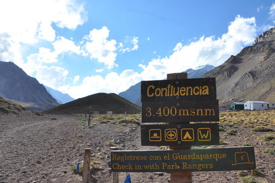 Refugio de Confluencia - Parque Aconcagua 