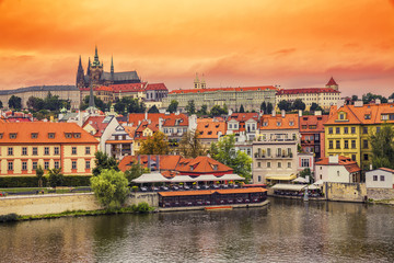 Fototapeta na wymiar Beautiful evening sunset scenery Of the Old Towמ in Prague, Czech Republic