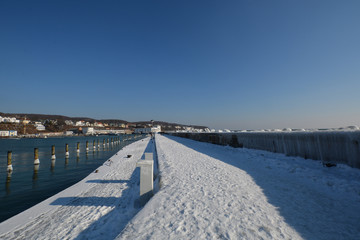 Winter am Hafen in Sassnitz auf Rügen 