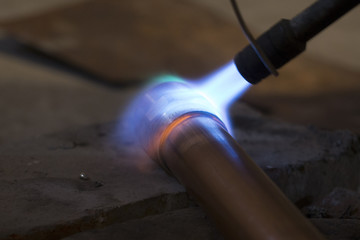 solder copper pipe