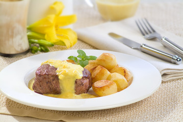 carne com molho de mostarda