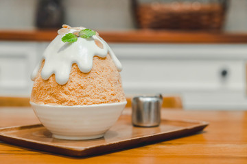 Thai milk tea ice shave