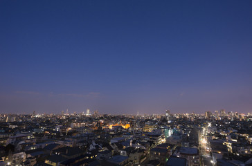Fototapeta premium 東京夕景 東京スカイツリー 池袋 2018年 中野駅方面から