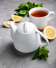 Tea with lemon and mint