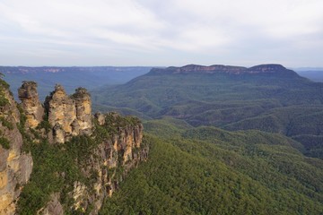 Fototapeta na wymiar Berge in den Blue Mountains in New South Wales, Australien