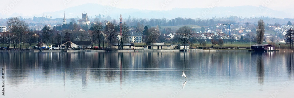 1000_F_195312831_uQmrvIva578fxLPdXqk9AX6yjHCyU37E.jpg