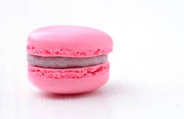 traditional french macarons