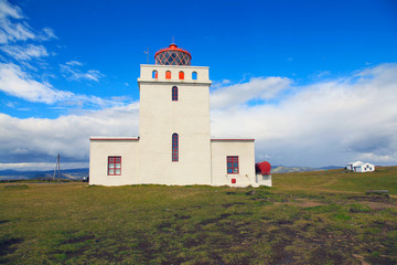 Fototapeta na wymiar Dyrholaey Lighthouse in Iceland