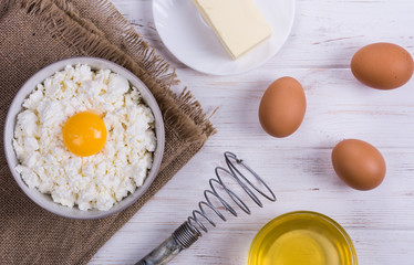 Cottage cheese with eggs