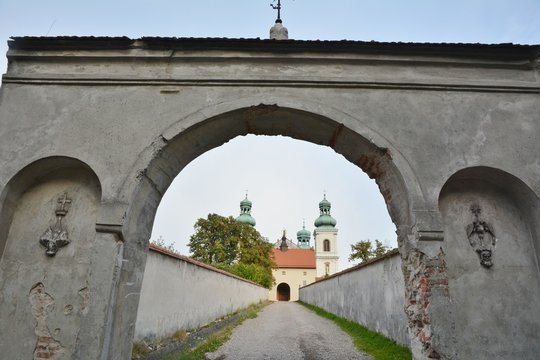 Klasztor Ojc&oacute;w Kameduł&oacute;w
