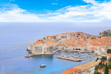 Fototapeta na wymiar Beautiful view of the ancient city of Dubrovnik, Croatia