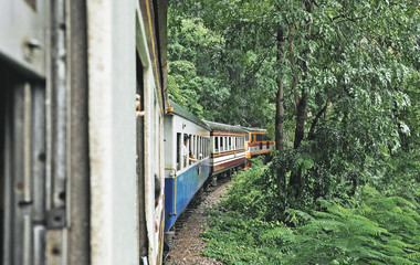 Obraz premium Tourists on a train in Kanchanaburi