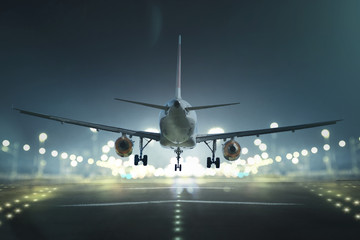 Flugzeug bei der Landung