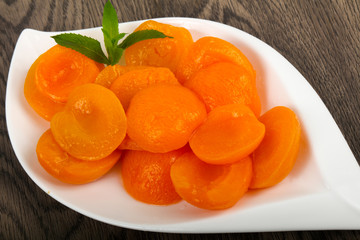 Canned apricots