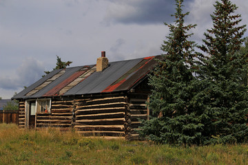 Log historic homes in the mountains
