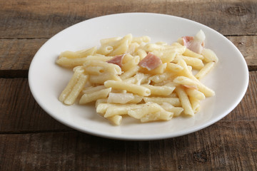 macarrones cebollarda