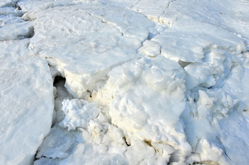 Fototapeta na wymiar On winter sea ice