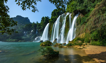 Ban Gioc Waterfall - Detian waterfall Ban Gioc Waterfall - Detian waterfall Ban Gioc Waterfall is...