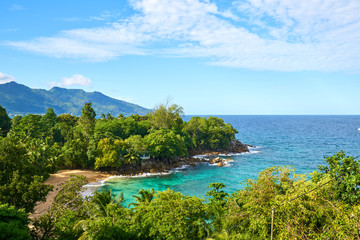 Overlook of North Seychelles near vista do mar, Mahe island