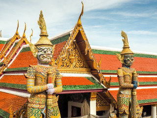 Fototapeta na wymiar Wat Phra Kaew Bangkok, Thailand