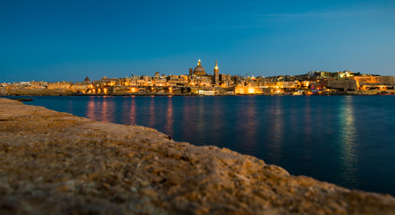 Obraz premium Valletta by night