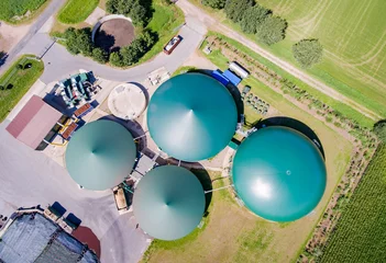 Fototapeten Biogasanlage von direkt oben © Countrypixel