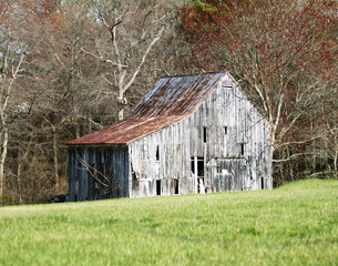 An old abandoned barn located in Hollywood, MD