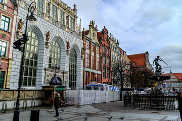 Part of the central square of the old Gdansk overlooking the Neptune fountain © dizfoto1973